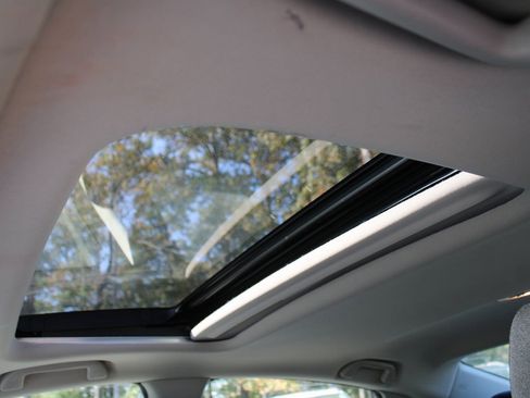 Used 2018 Honda Civic EX-T image 47