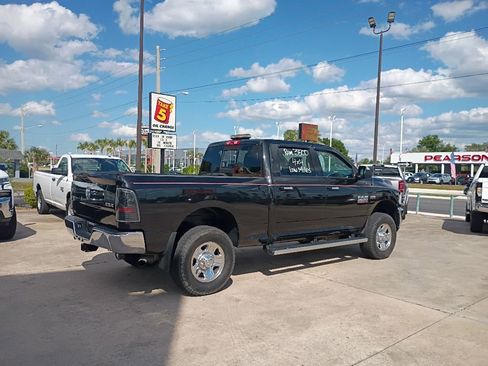 Used 2018 RAM 3500 SLT w/ Snow Chief Group AWD/4WD image 9