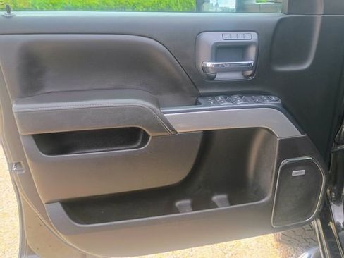 Used 2018 Chevrolet Silverado 2500 LTZ w/ Duramax Plus Package AWD/4WD image 20