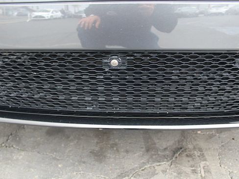 Used 2021 Land Rover Range Rover Velar R-Dynamic S image 10