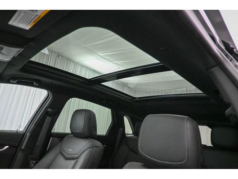 Certified 2023 Cadillac XT5 Premium Luxury image 11