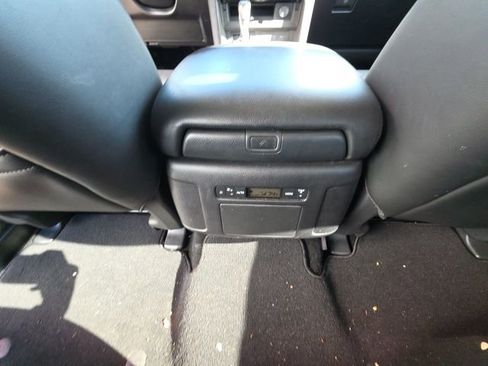 Used 2023 Nissan Armada SL w/ Captain's Chairs Package image 25