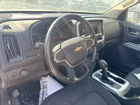 Used 2022 Chevrolet Colorado LT w/ Fleet Safety Package image 4