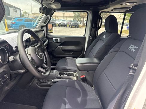 Used 2023 Jeep Wrangler Unlimited Sport AWD/4WD image 13