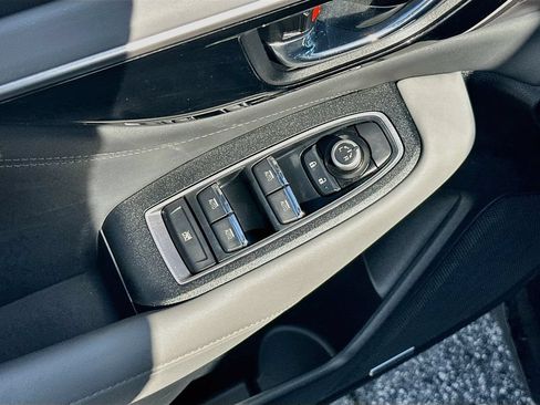 Certified 2024 Subaru Outback Limited AWD/4WD image 18