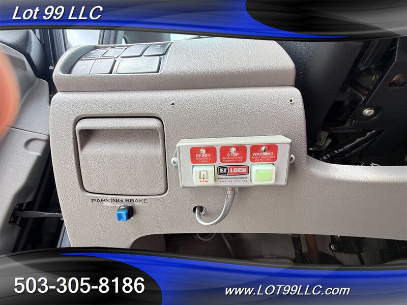 Used 2011 Honda Odyssey Touring image 40