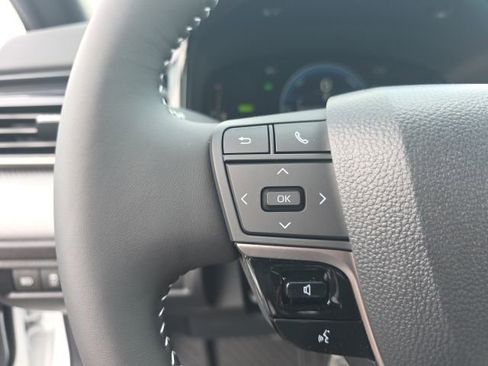 New 2026 Toyota Camry SE image 15