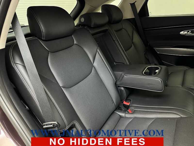 Used 2022 Genesis GV70 2.5T w/ Select Package AWD/4WD image 19