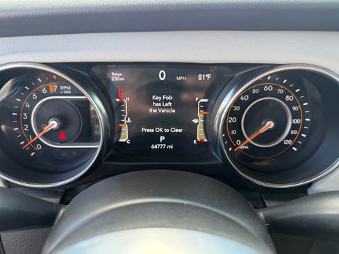 Used 2023 Jeep Gladiator Overland image 17