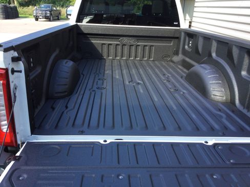 New 2026 Ford F350 XLT w/ XLT Premium Package image 5