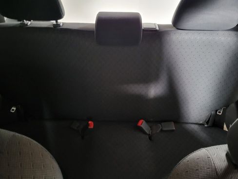 Used 2009 Toyota Yaris 4-Door Hatchback image 21