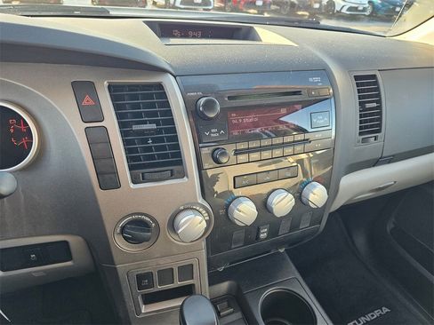 Used 2012 Toyota Tundra Grade image 25
