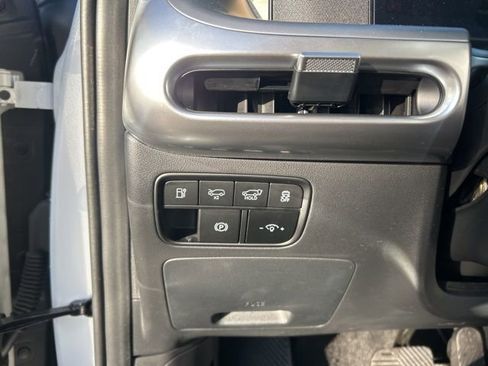 New 2026 Hyundai Ioniq 9 SEL image 17