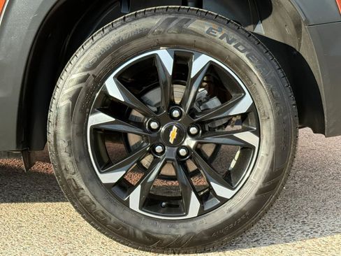 Used 2021 Chevrolet TrailBlazer LT w/ Convenience Package FWD image 27
