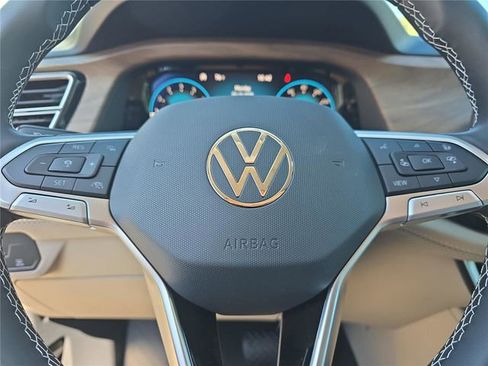 New 2026 Volkswagen Atlas SE image 22