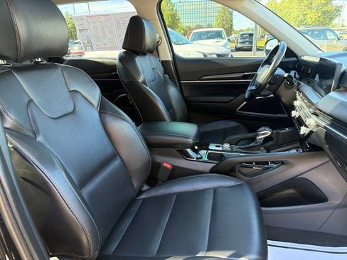 Certified 2024 Kia Telluride S w/ S Sunroof Package AWD/4WD image 11