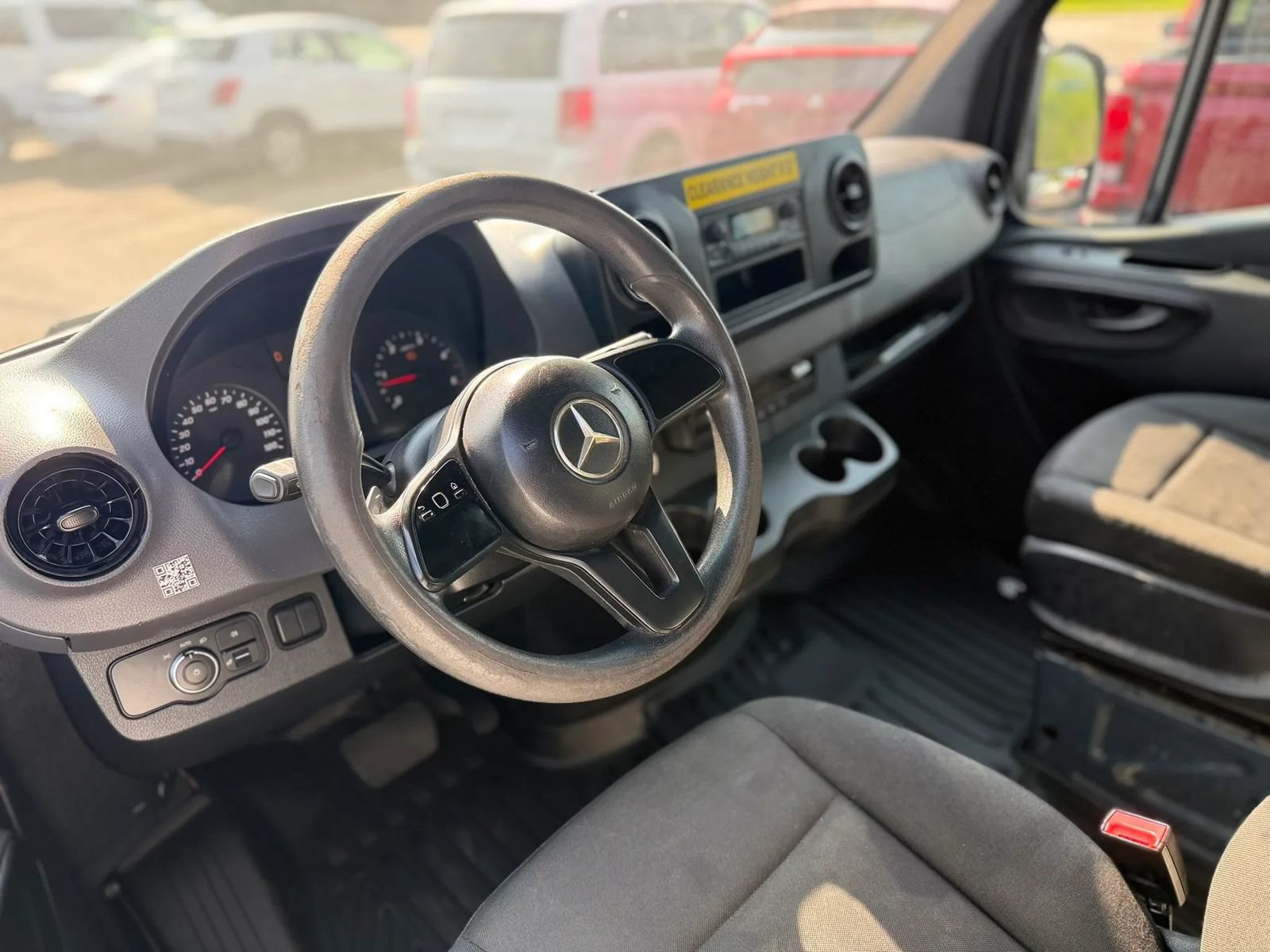 Used 2019 Mercedes-Benz Sprinter 170 image 10