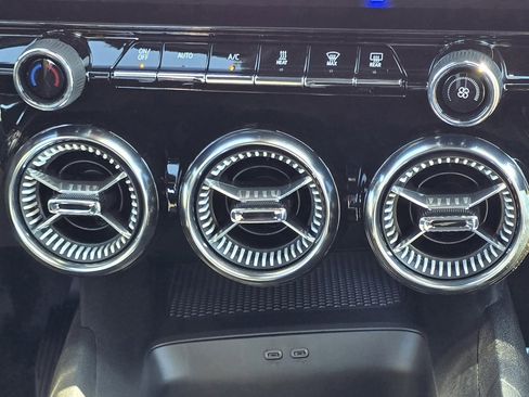 Used 2025 Chevrolet Blazer EV LT w/ Super Cruise Package image 34