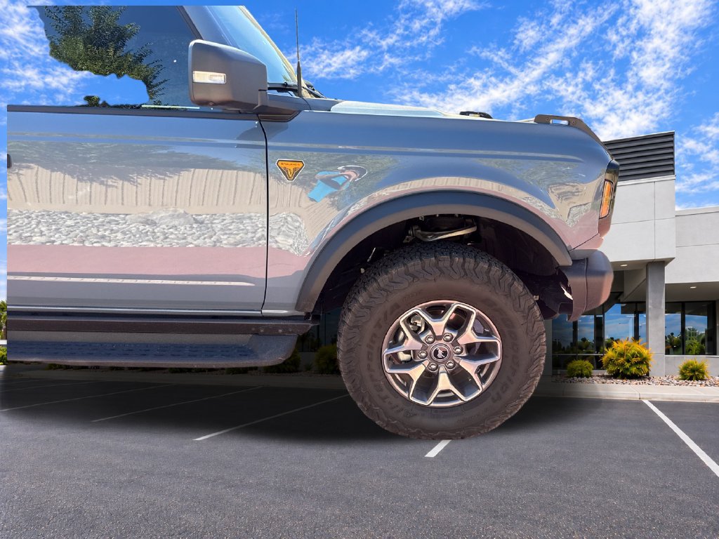 Used 2025 Ford Bronco Badlands AWD/4WD image 28