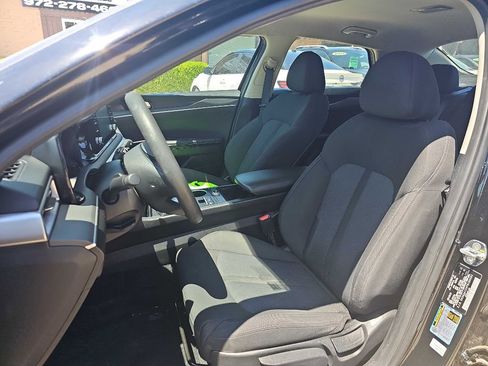 Used 2023 Kia K5 LXS image 13
