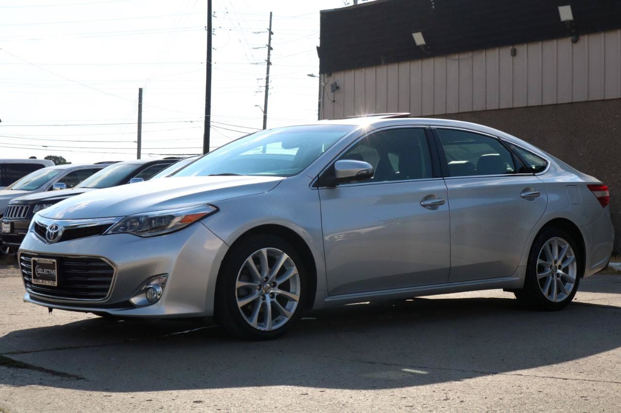 Used 2013 Toyota Avalon Limited FWD image 13