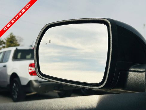 Used 2024 Ford Edge ST-Line image 6