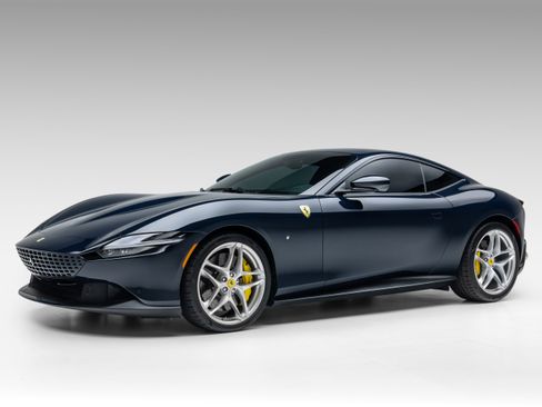 Certified 2021 Ferrari Roma Coupe image 3