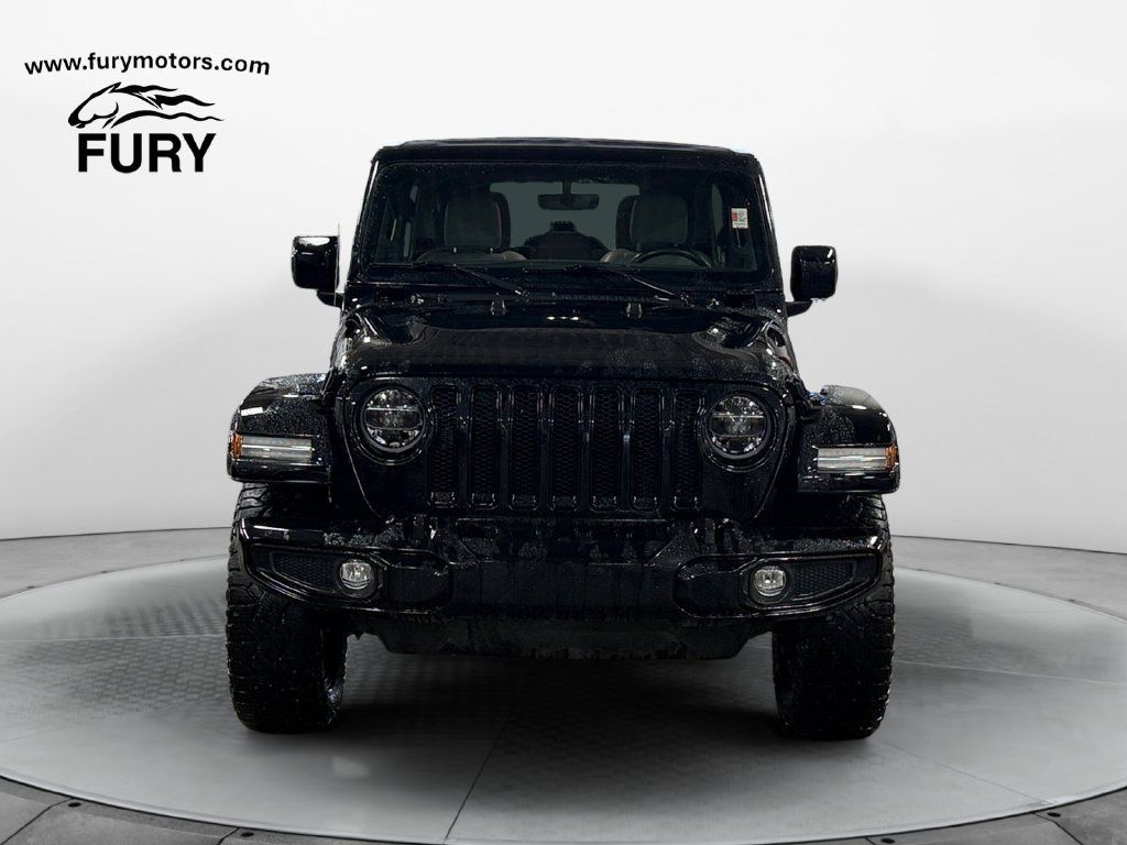 Used 2022 Jeep Wrangler Unlimited Sahara AWD/4WD image 9