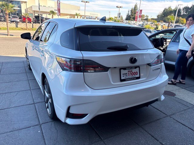 Used 2017 Lexus CT 200h w/ Navigation System Package FWD image 8