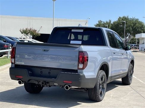 New 2025 Honda Ridgeline Black Edition image 4