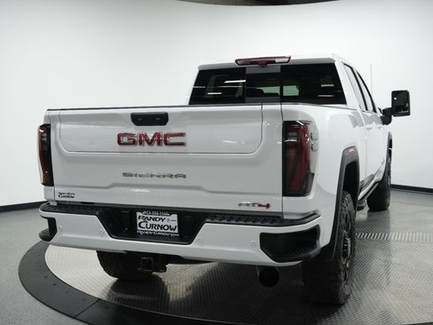 Used 2024 GMC Sierra 2500 AT4 w/ AT4 Premium Plus Package image 10