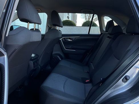 Used 2025 Toyota RAV4 XLE image 12