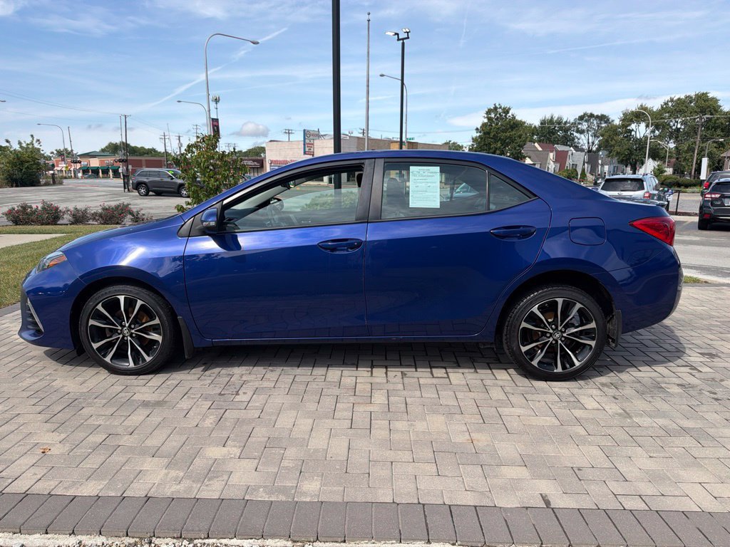 Used 2018 Toyota Corolla SE w/ SE Premium Package FWD image 10