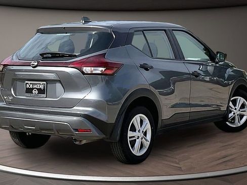 Certified 2025 Nissan Kicks Play S FWD image 2