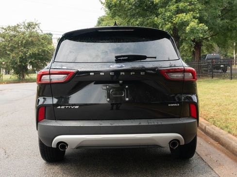 Used 2025 Ford Escape Active AWD/4WD image 6