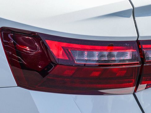 New 2026 Volkswagen Jetta SEL FWD image 9