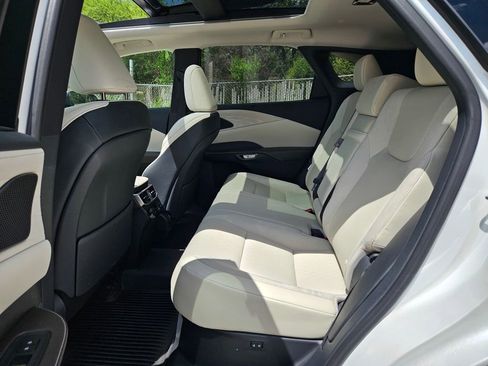 Used 2025 Lexus RX 350 AWD w/ Convenience Package image 12