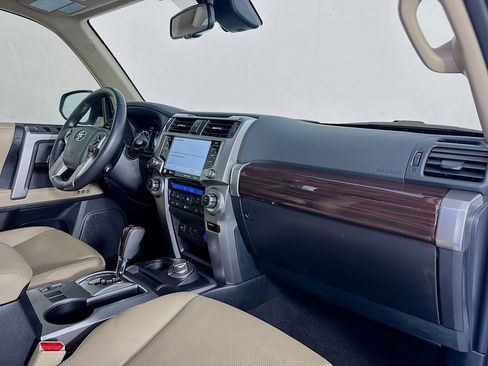 Used 2024 Toyota 4Runner Limited image 35