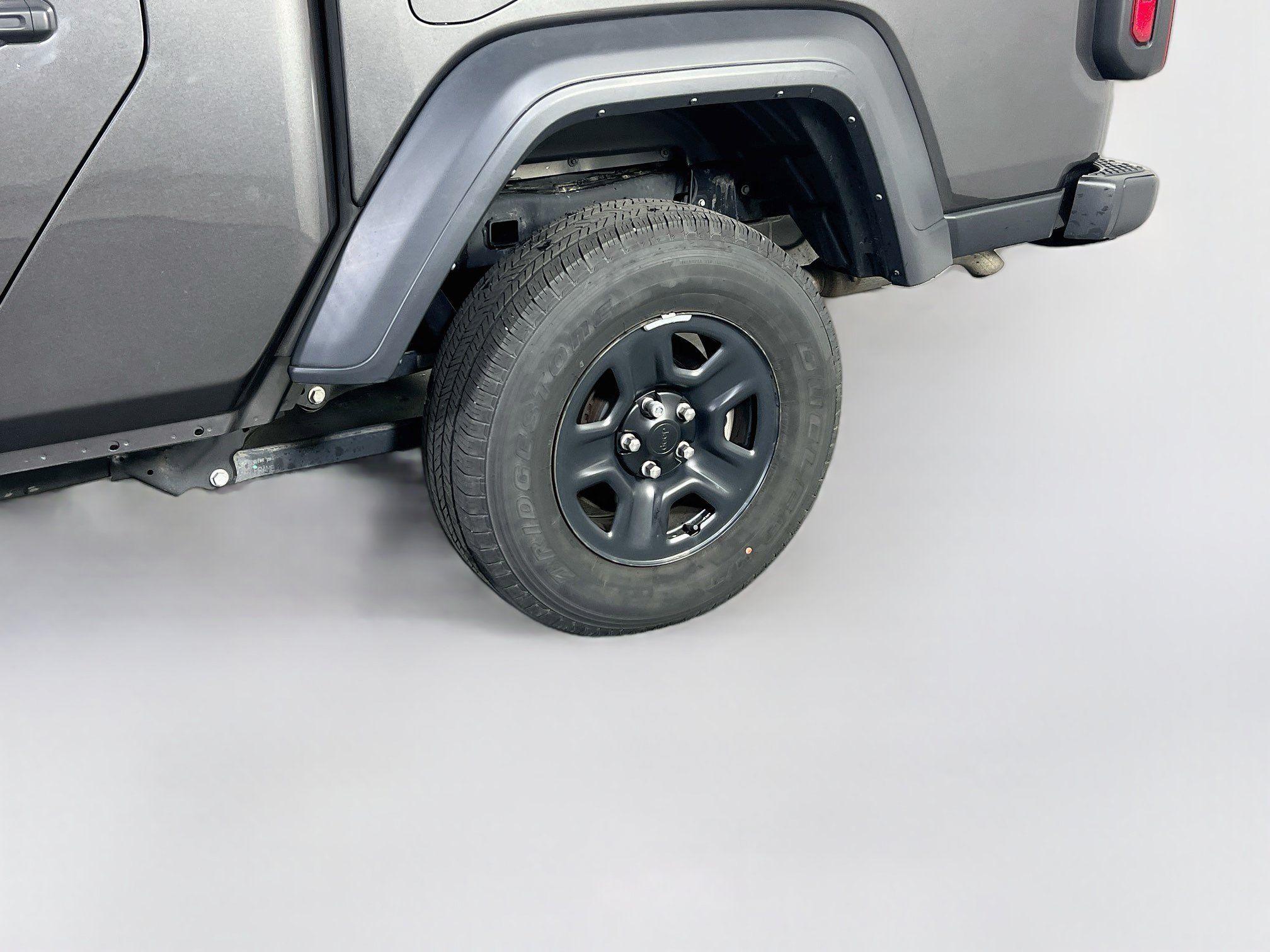 Used 2023 Jeep Gladiator Sport AWD/4WD image 28