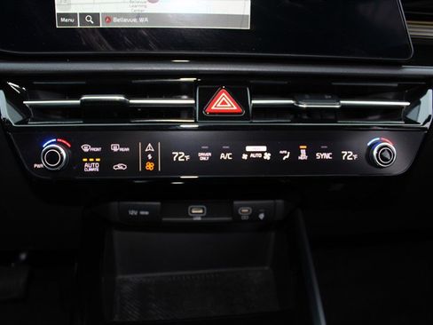 Used 2023 Kia Niro Wind image 13