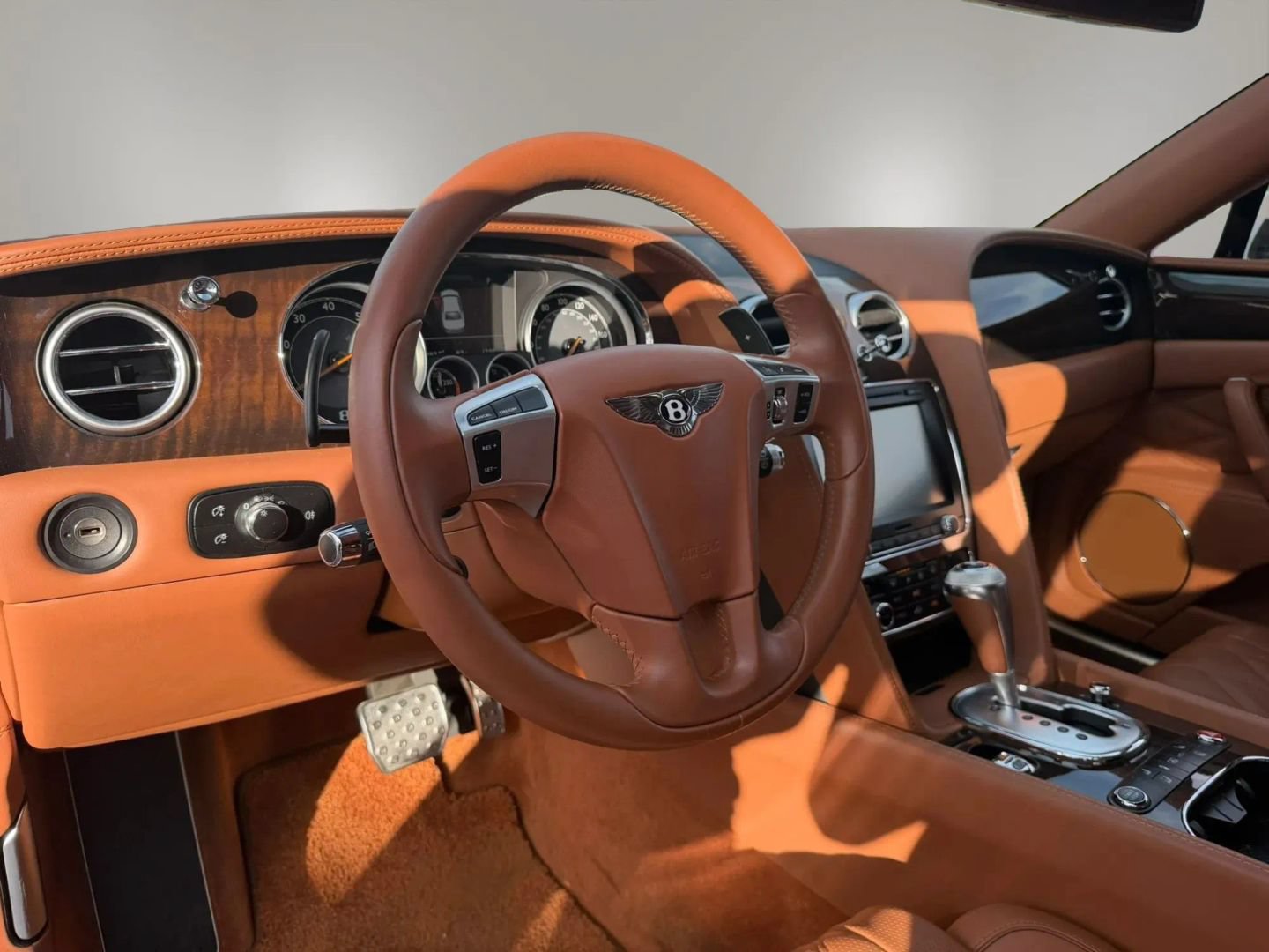 Used 2014 Bentley Flying Spur W12 AWD/4WD image 10