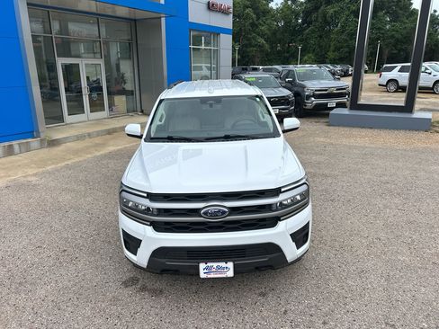 Used 2023 Ford Expedition Max XLT AWD/4WD image 12