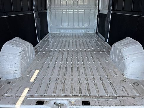 Used 2024 RAM ProMaster 2500 w/ Convenience Group FWD image 20