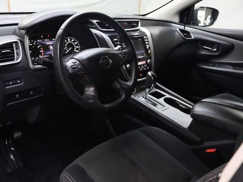 Used 2020 Nissan Murano SV image 18