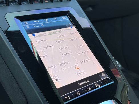 Used 2021 Lamborghini Huracan EVO image 24