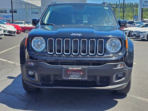 Used 2018 Jeep Renegade Latitude w/ Cold Weather Group AWD/4WD image 8