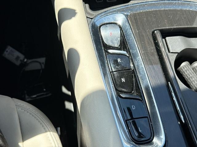 Certified 2023 Buick Enclave Essence w/ Experience Buick Package FWD image 16