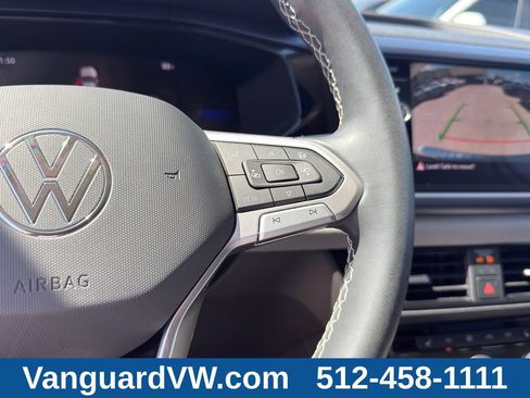 Used 2023 Volkswagen Taos SE FWD image 22