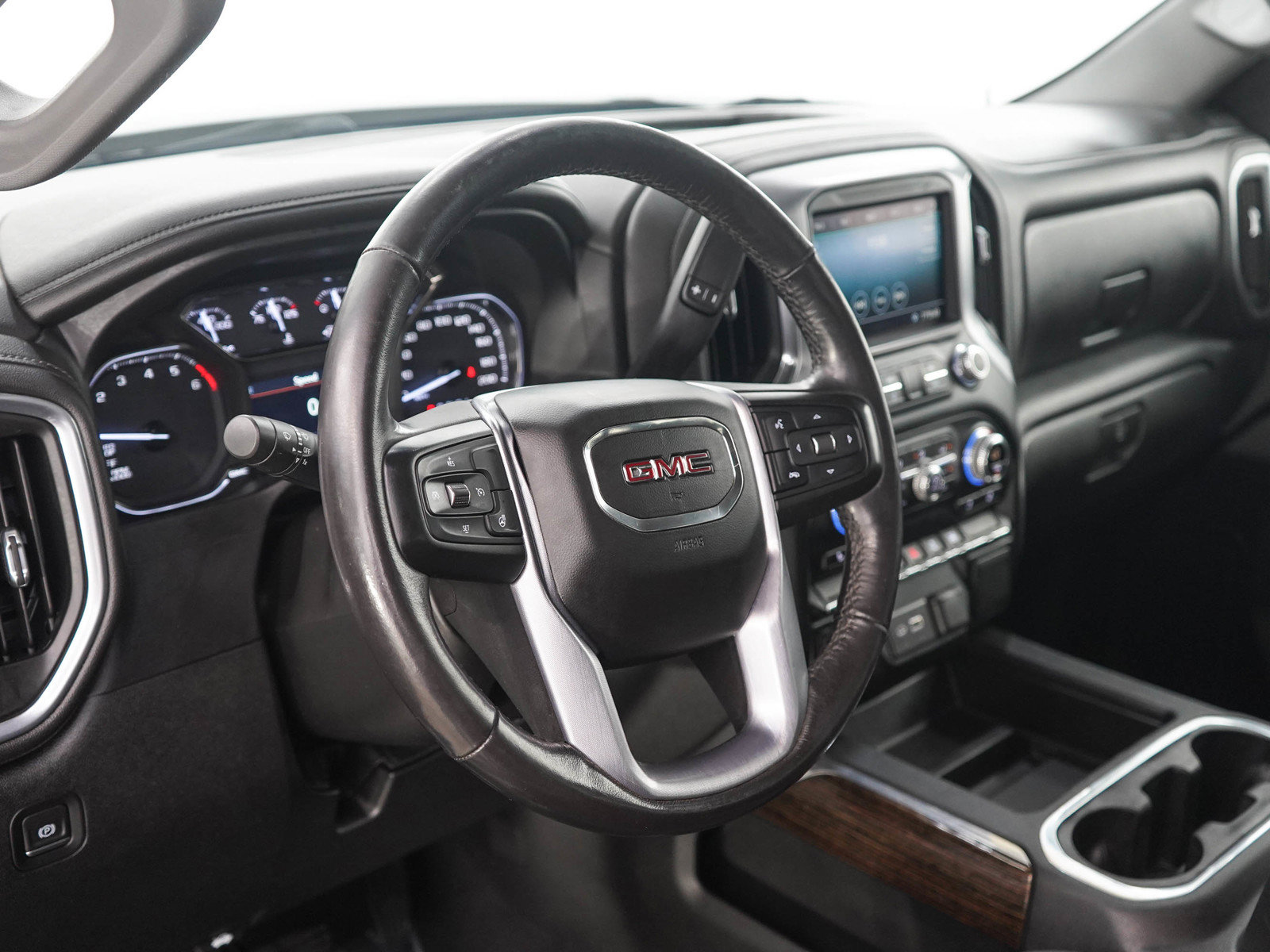 Used 2020 GMC Sierra 1500 Elevation w/ Elevation Value Package AWD/4WD image 19