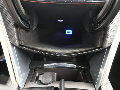 Used 2013 Cadillac XTS Platinum FWD image 24